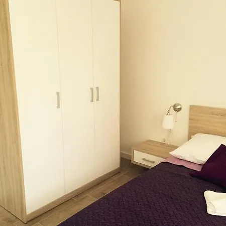 Apartments Obitelj Vuletic Makarska Room photo