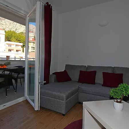 Apartments Obitelj Vuletic Makarska Room photo