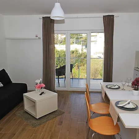 Apartments Obitelj Vuletic Makarska Room photo