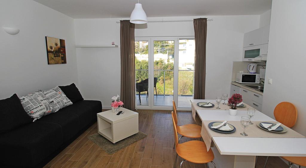 Obitelj Vuletic Apartment Makarska